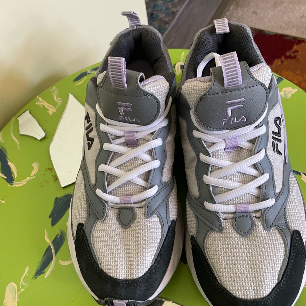 FILA Women’s Sneakers in good condition.